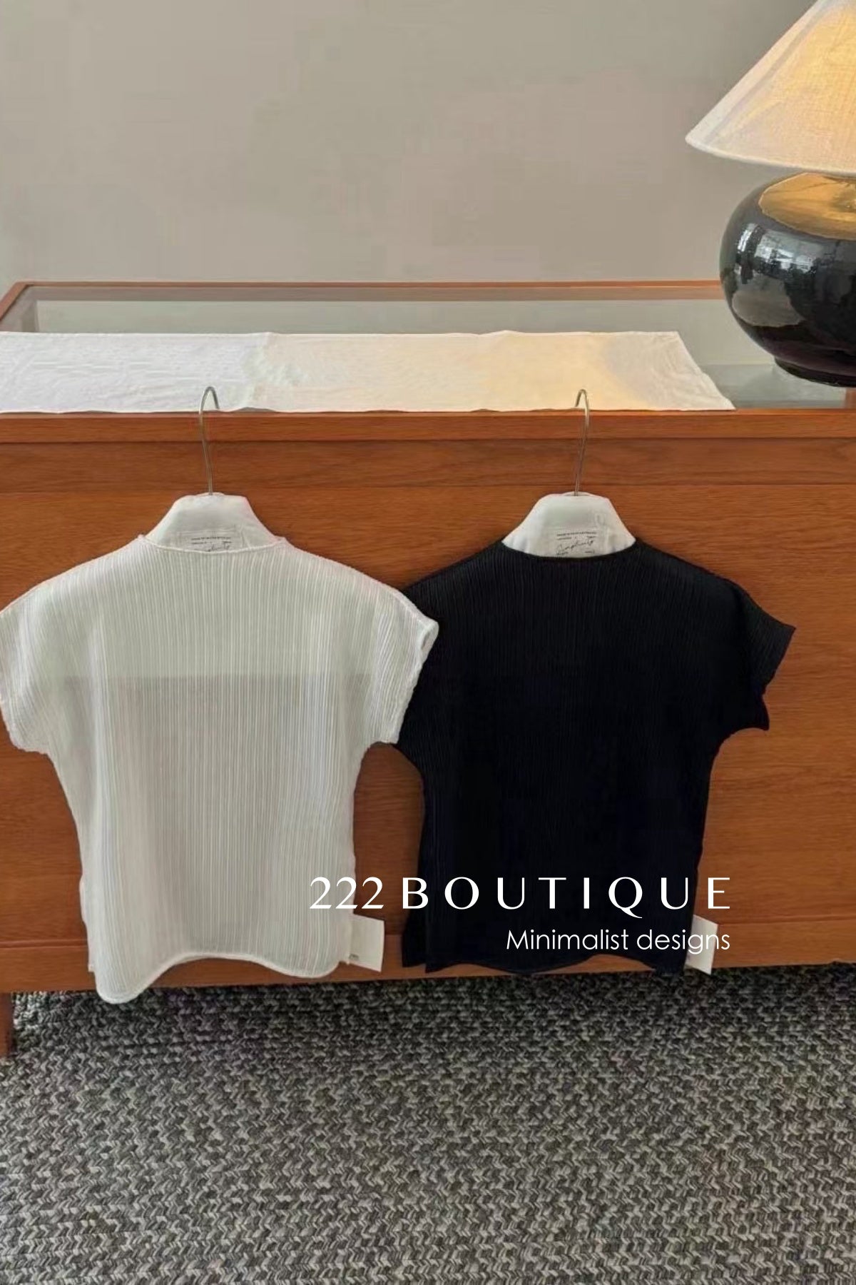 12A71 Lightweight High-neck Tee