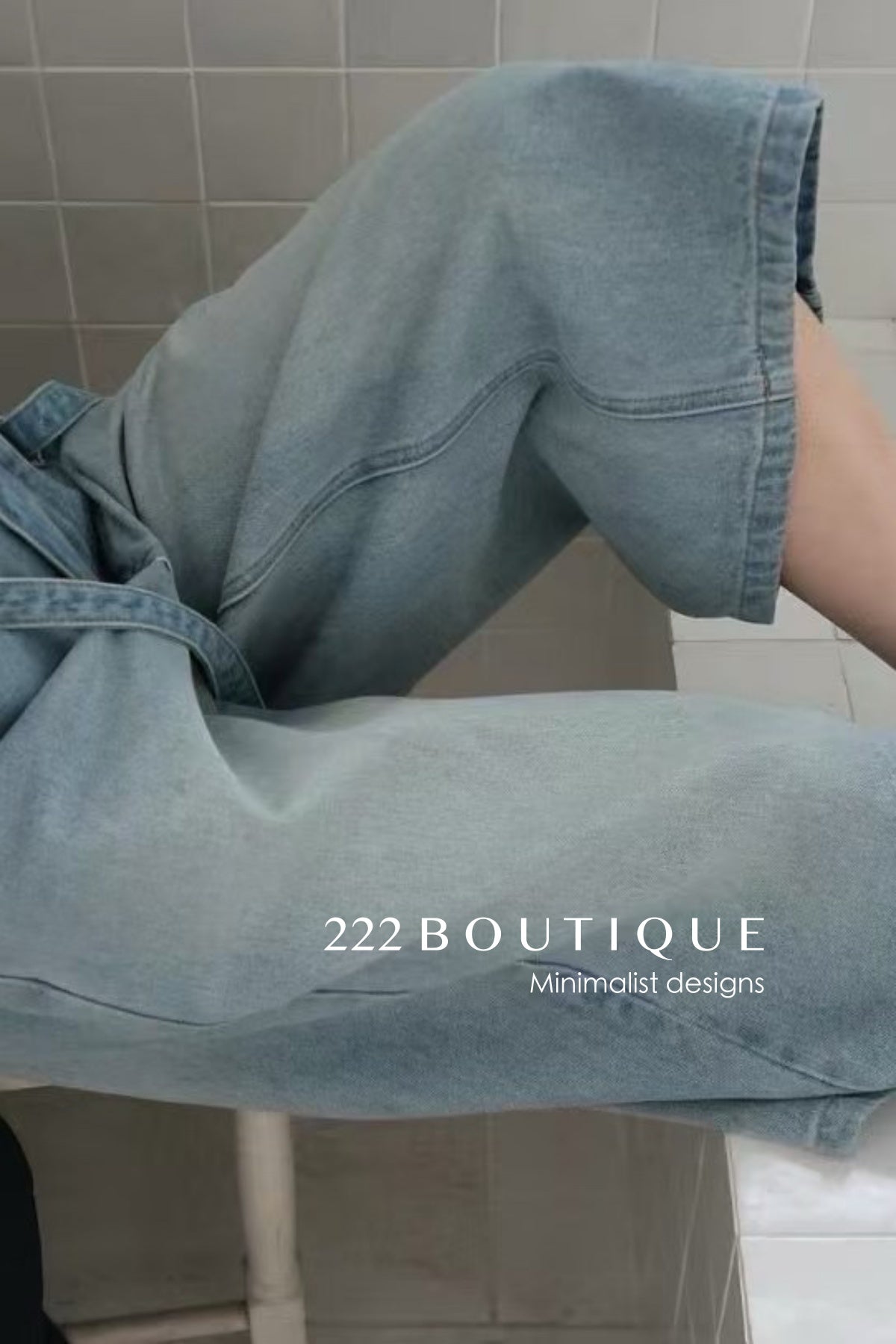 12Q56 Cropped Denim Jeans for Summer