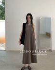 12v149 Sleeveless Flowy Dress – Refined Simplicity