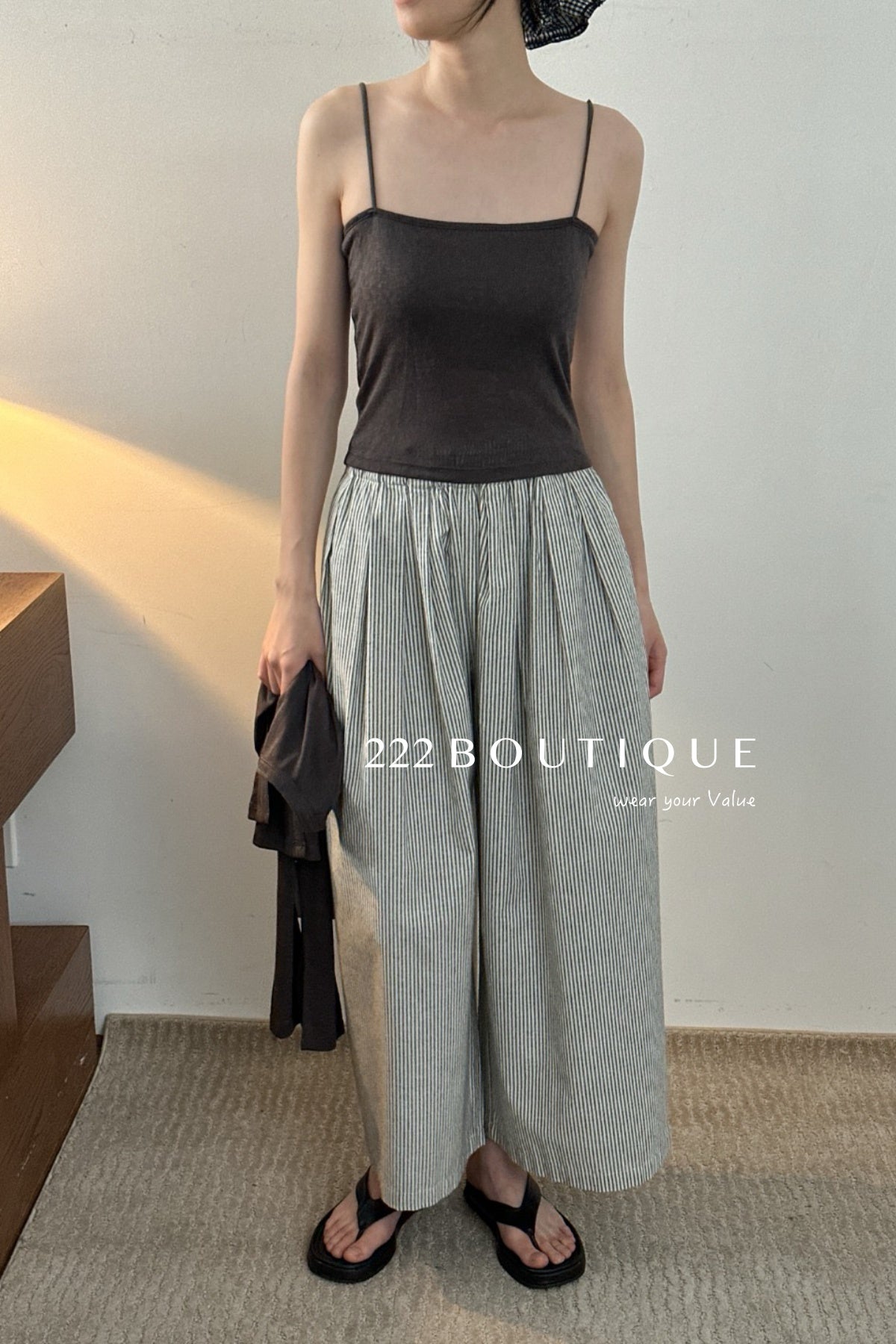 11a133 Cropped cami bra