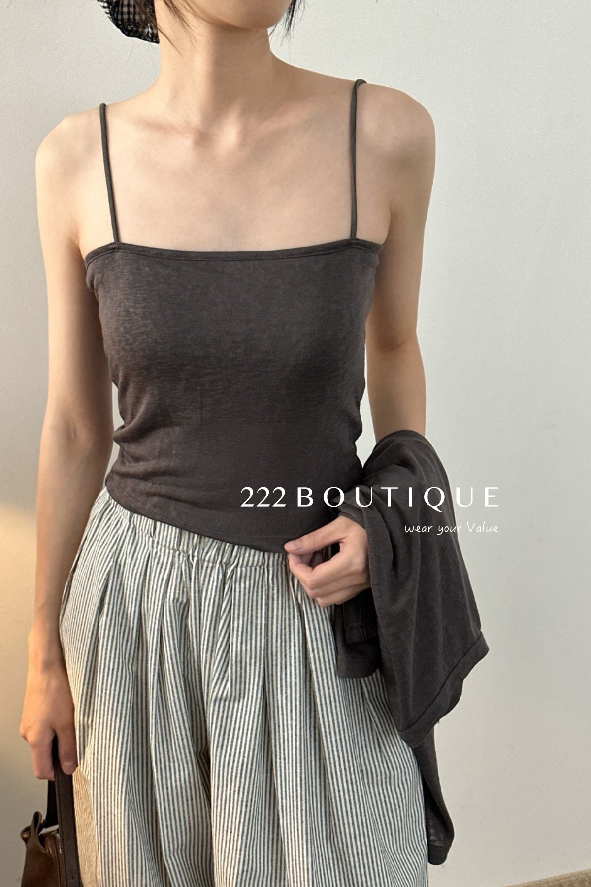 11a133 Cropped cami bra