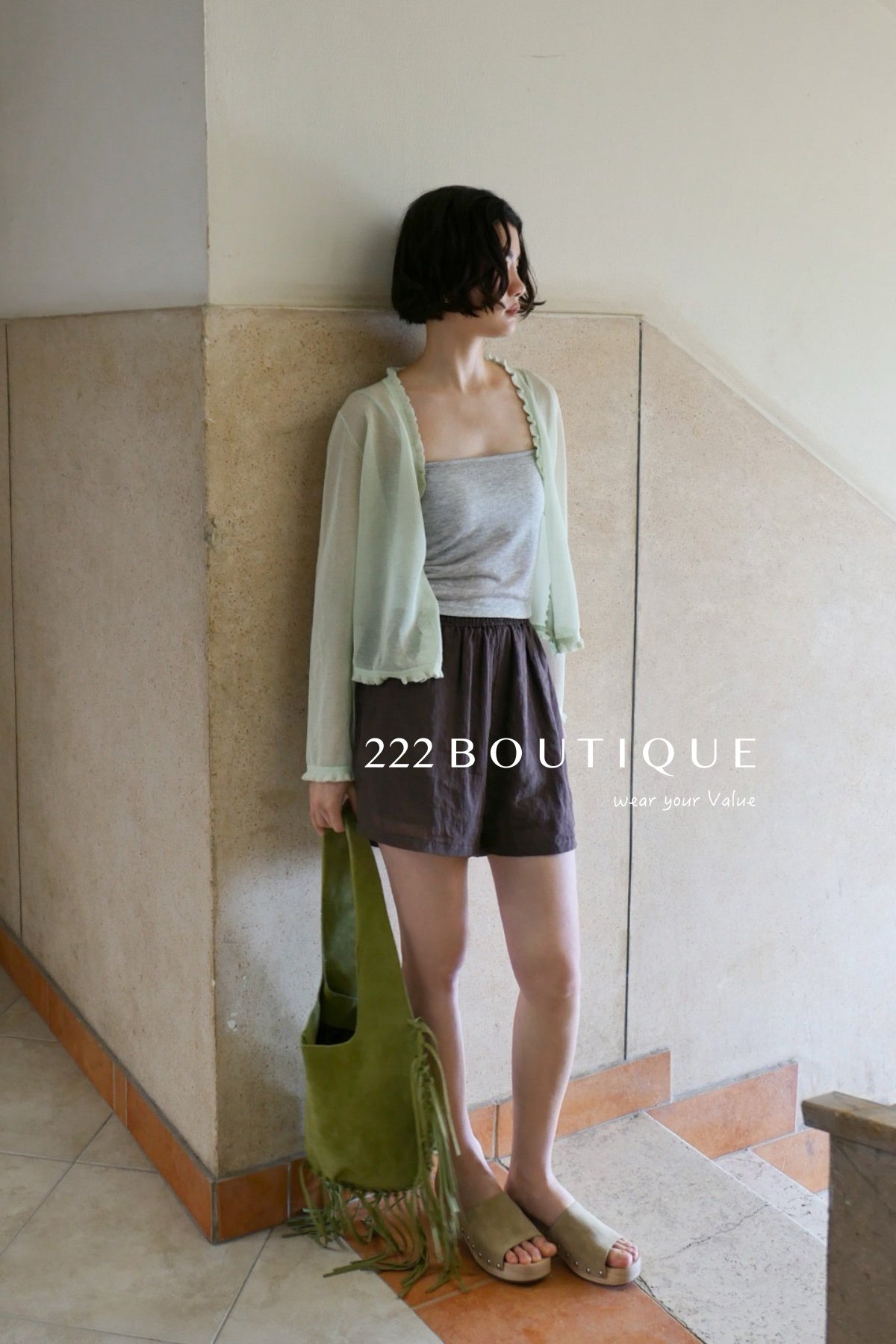 11a133 Cropped cami bra