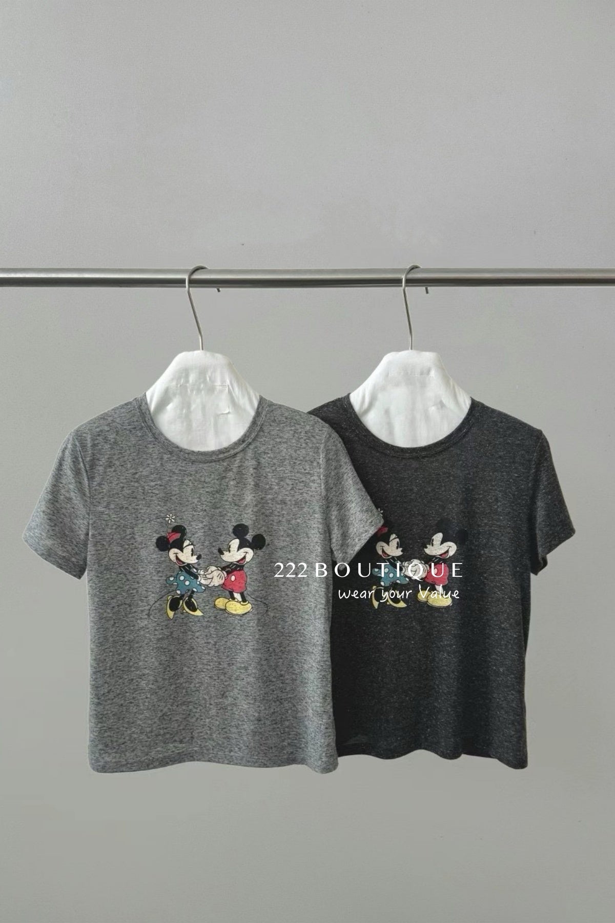 13a64 Graphic tee featuring Mickey Mouse