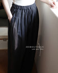 13q28 Lightweight straight-leg pants for summer
