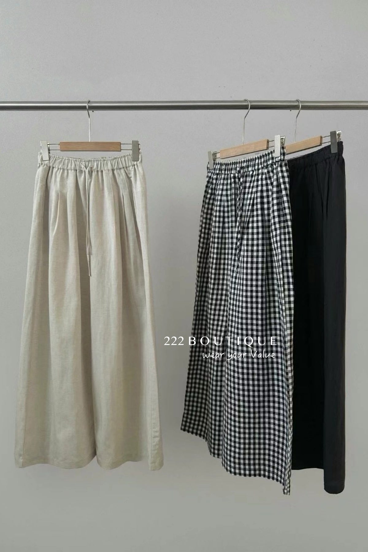 13q28 Lightweight straight-leg pants for summer