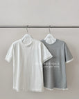 13a66 Graphic tee with ruffled hem