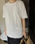 13a66 Graphic tee with ruffled hem