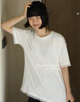 13a66 Graphic tee with ruffled hem