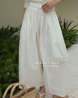 13q30 Straight-leg summer trousers β minimalist and breathable