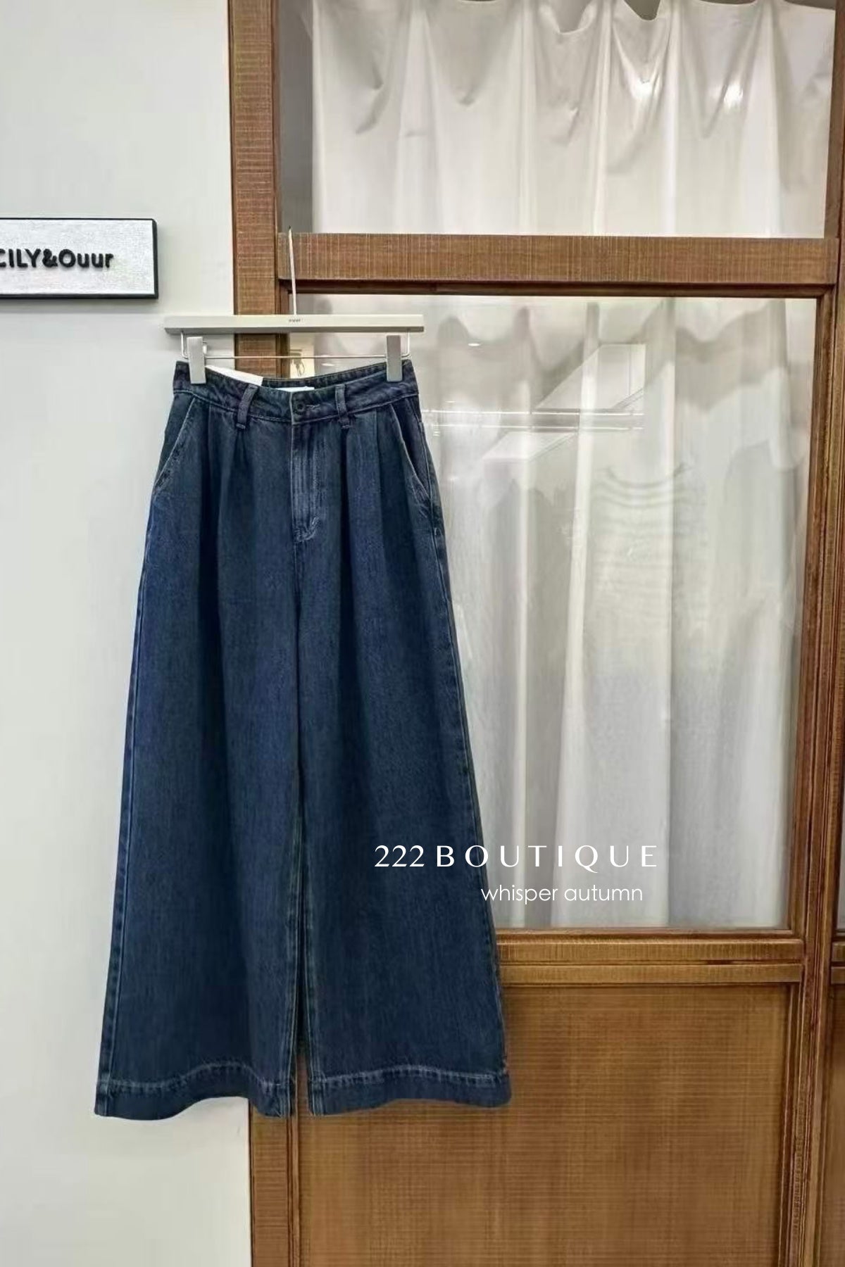 17q5 Basic straight-leg jeans