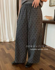 17q19 Lightweight wool-blend polka dot trousers