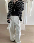 18q30 Cashmere wool trousers with belt