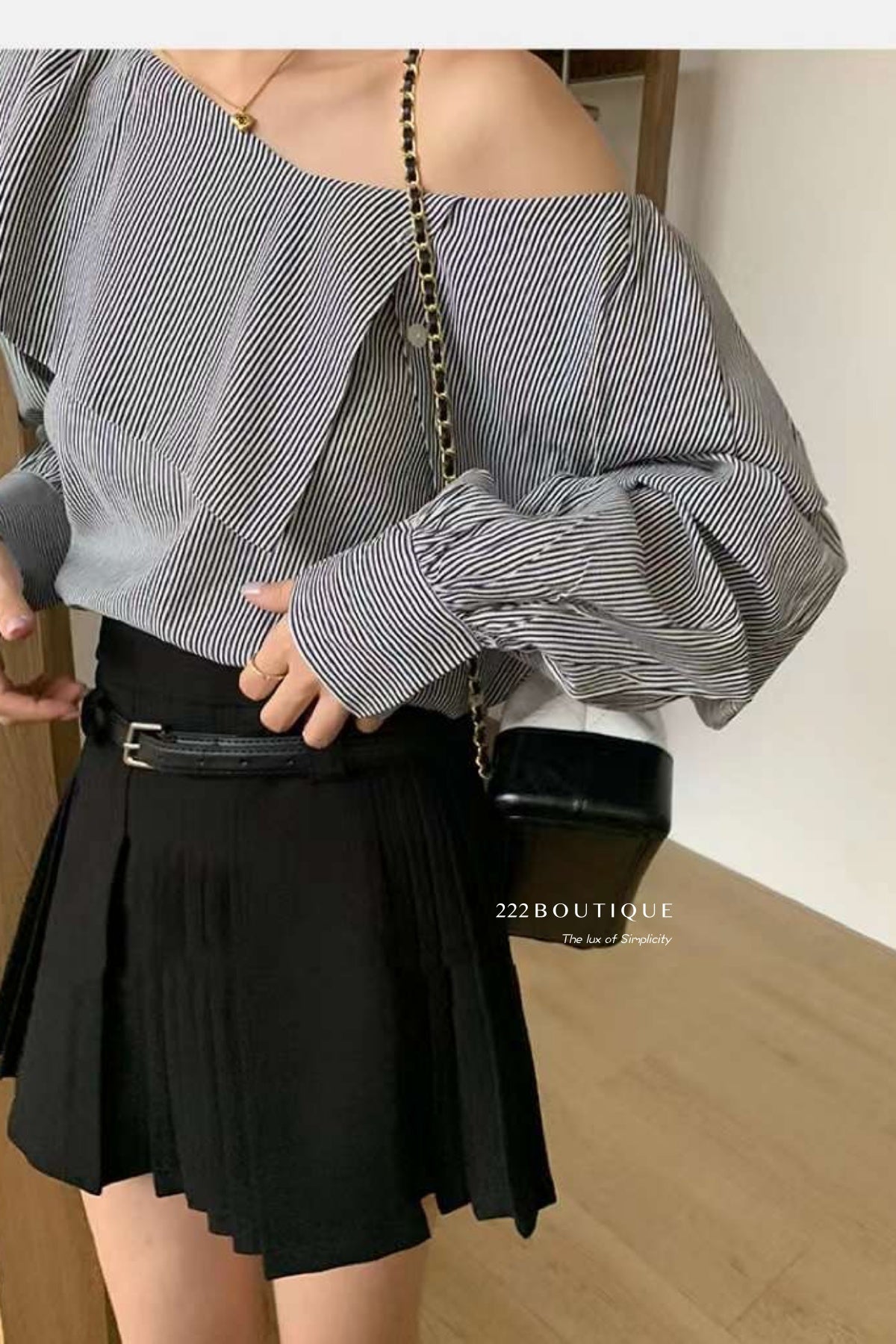 áo sơ mi cổ sen to