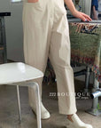 loose kakhi pants