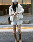 19q26 Fur shorts