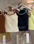 15a72 Contrast-trim cami top – fresh & playful
