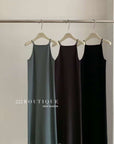 sleeveless knit dress