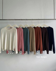 Round neck sweater