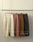 Pockets straight trousers