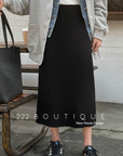 pleated skirt
