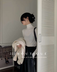 High collar sweater