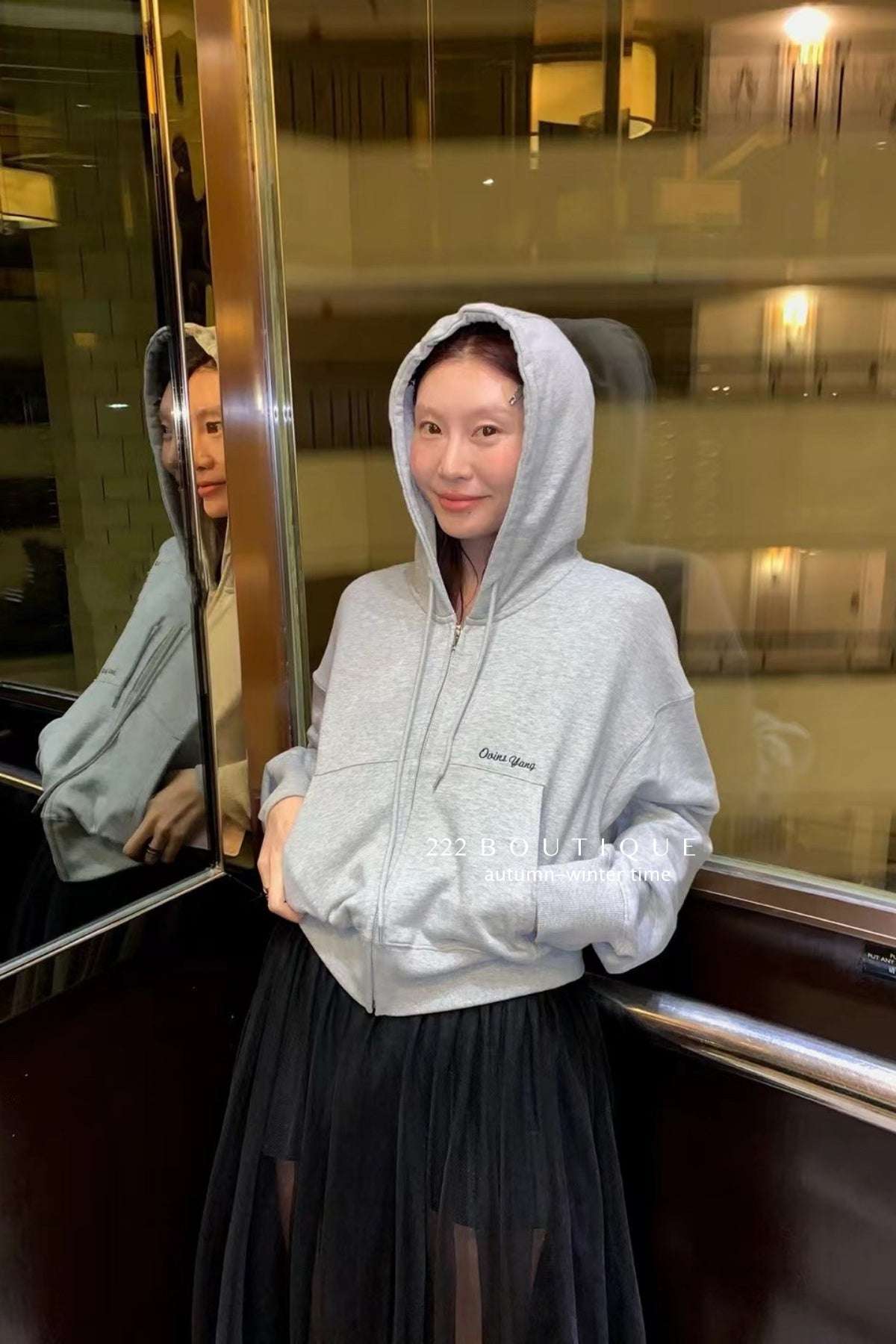 17a106 Basic cropped hoodie