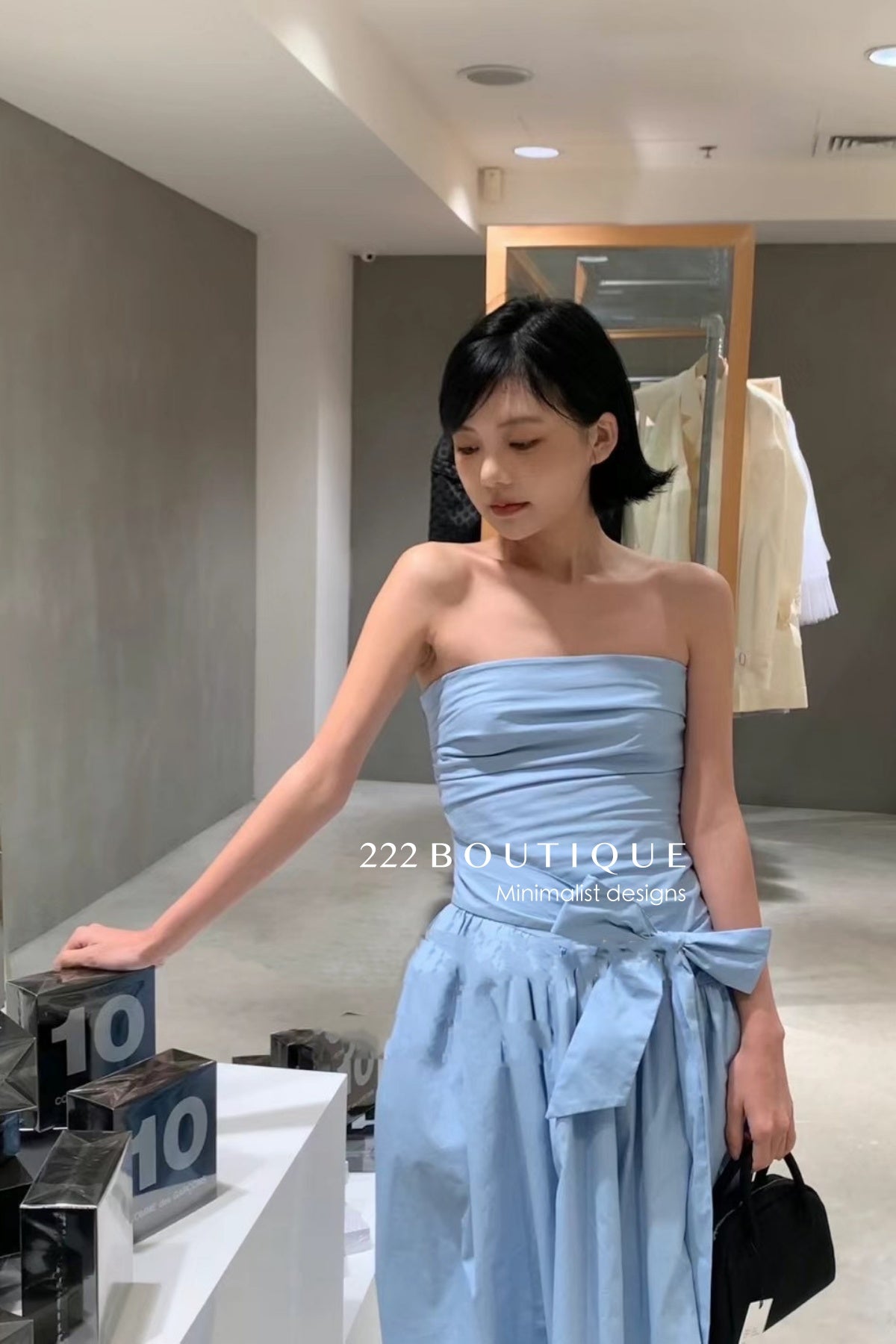 12v46 Ruched Strapless Dress – Volume &amp; Detail