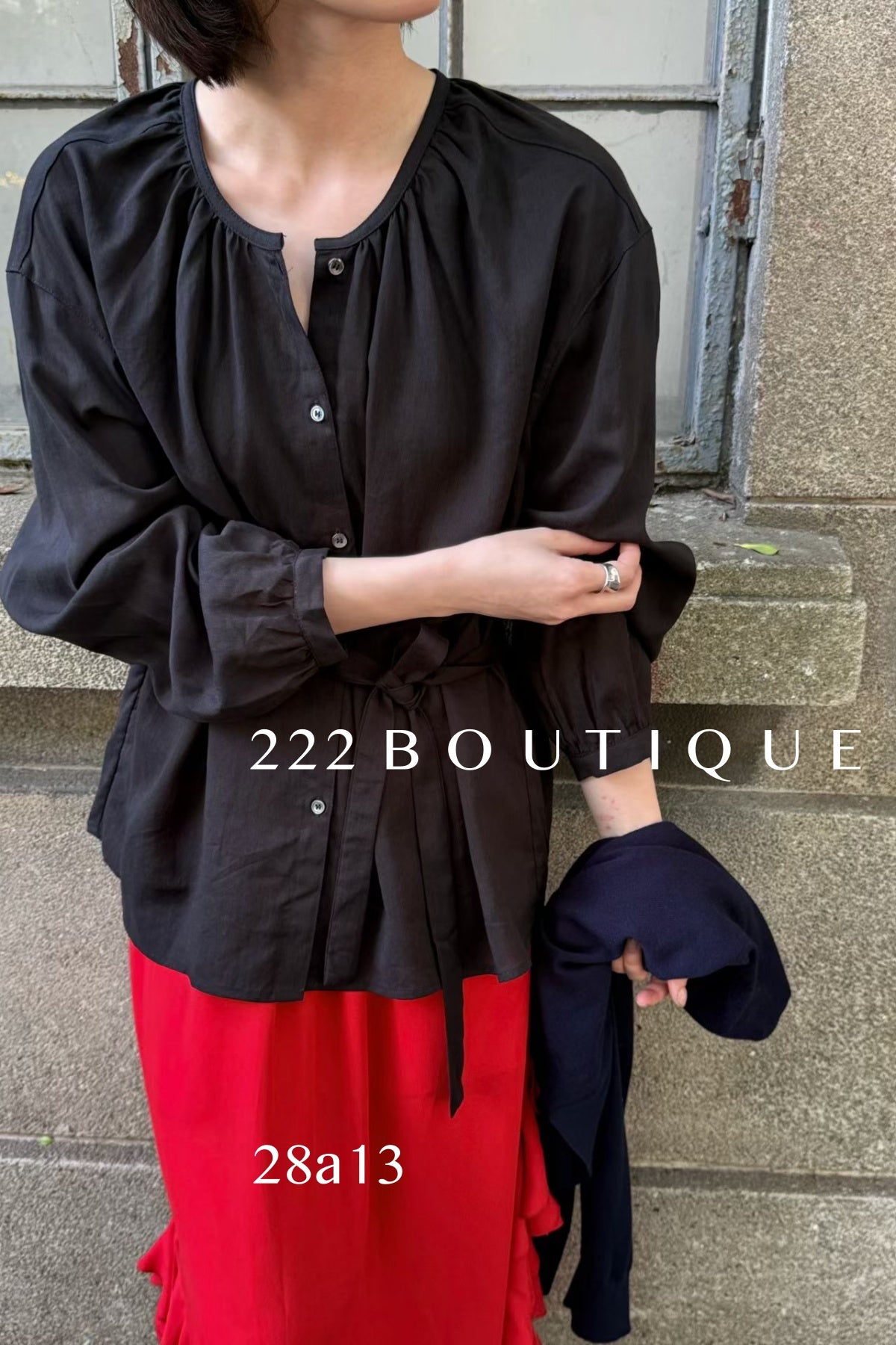 28a13- STAND COLLAR BLOUSE
