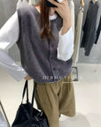 18a52 Cashmere knit vest