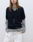 17a94 Short-sleeve cashmere V-neck sweater