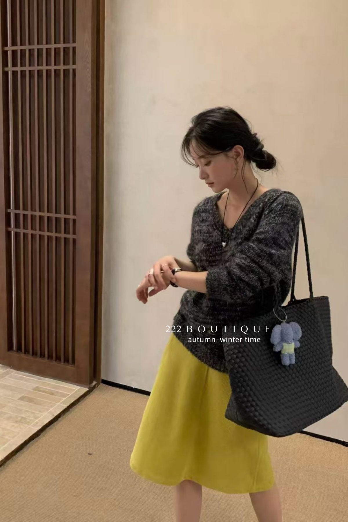 17v16 Basic corduroy mini skirt