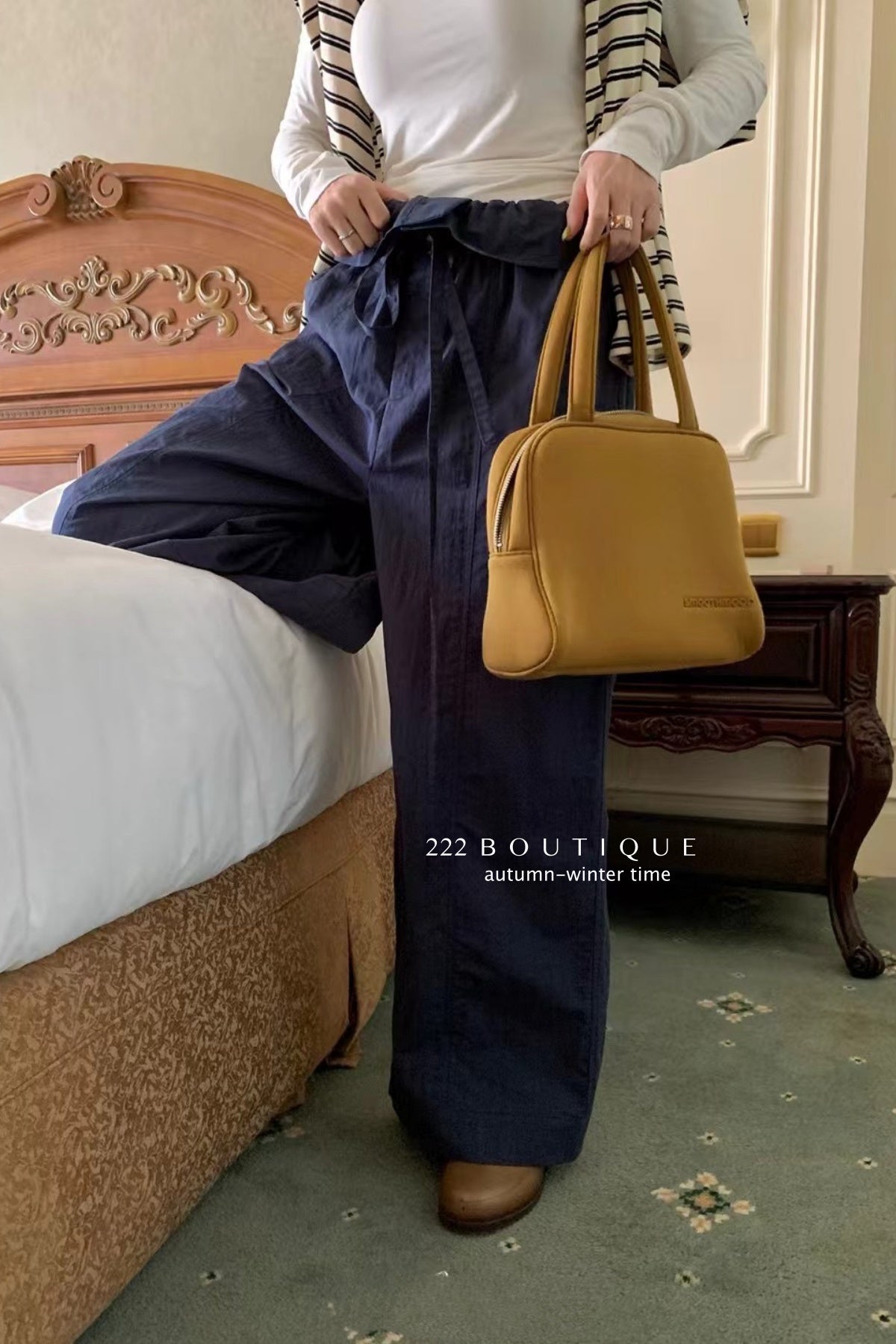 17q10 Khaki trousers with ruffled waistband