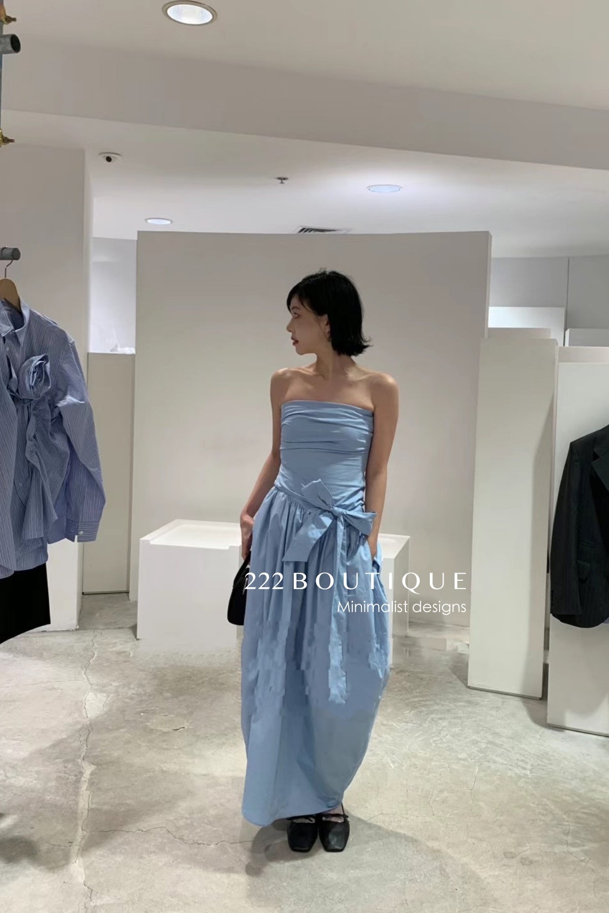 12v46 Ruched Strapless Dress – Volume &amp; Detail
