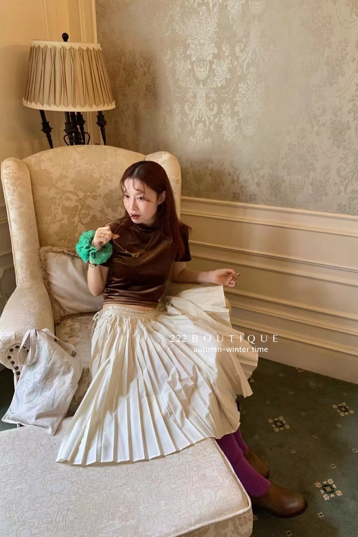 17a88 Basic velvet short-sleeve top