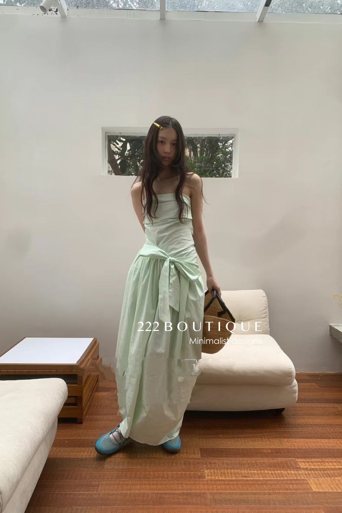12v46 Ruched Strapless Dress – Volume &amp; Detail