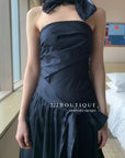 12v46 Ruched Strapless Dress – Volume & Detail