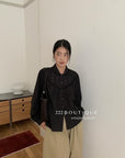 17a11 Basic silk-blend shirt with lace-trimmed Peter Pan collar