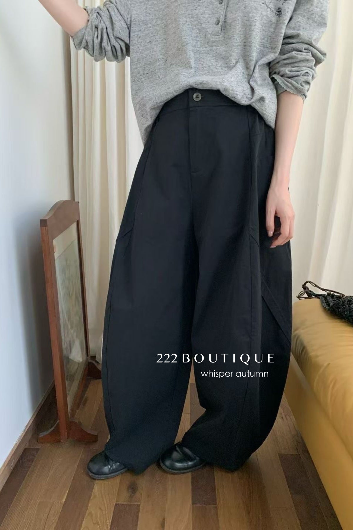 17q8 Khaki straight-leg trousers with elastic waist