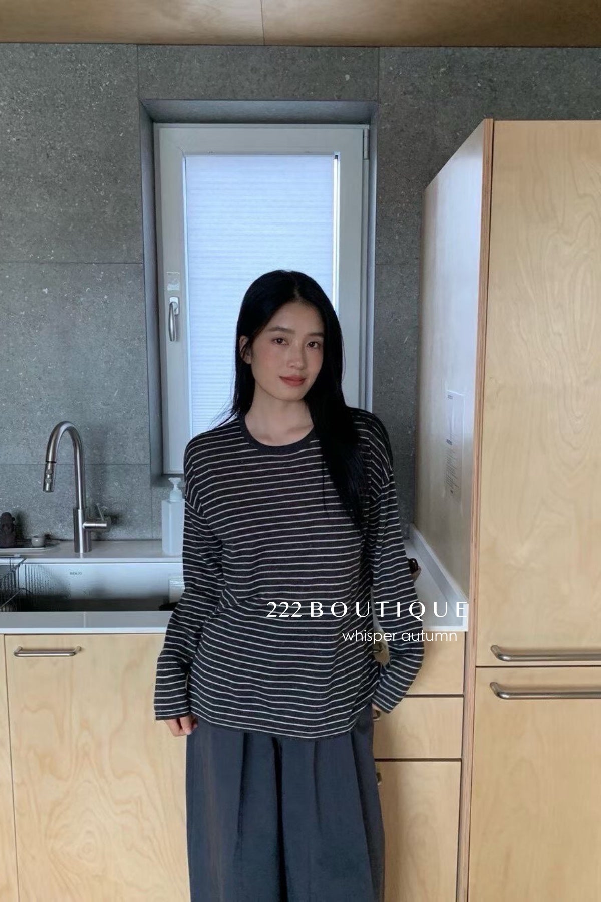 17a16. Basic long-sleeve striped T-shirt