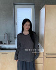 17a16. Basic long-sleeve striped T-shirt