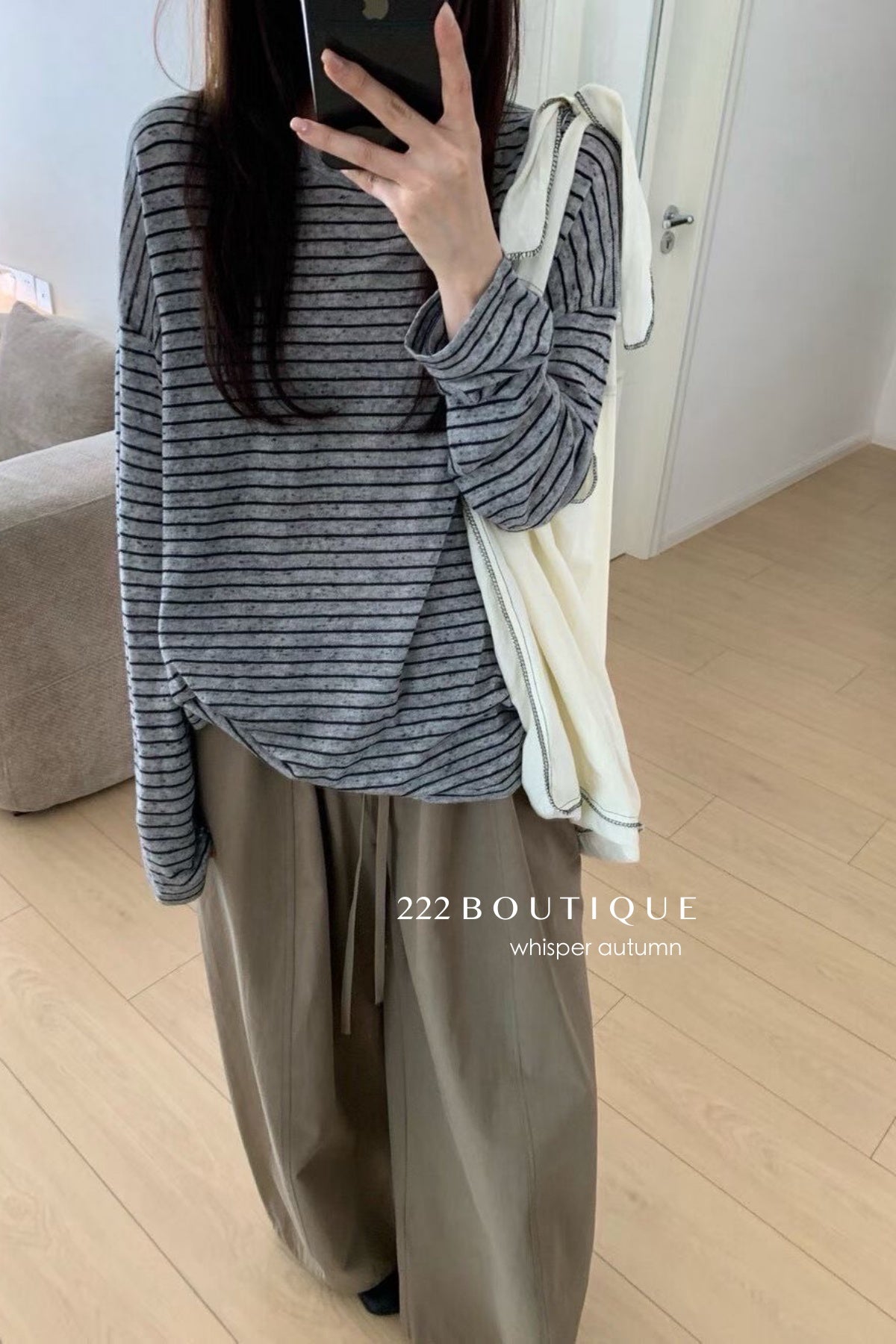 17a16. Basic long-sleeve striped T-shirt