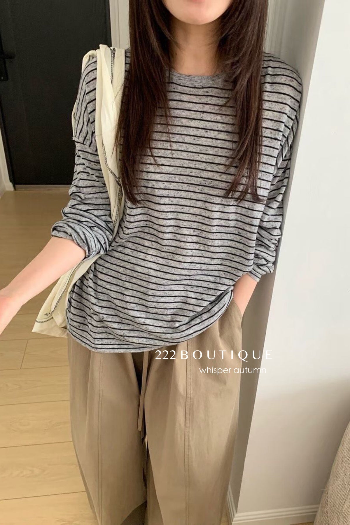 17a16. Basic long-sleeve striped T-shirt