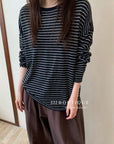 17a16. Basic long-sleeve striped T-shirt