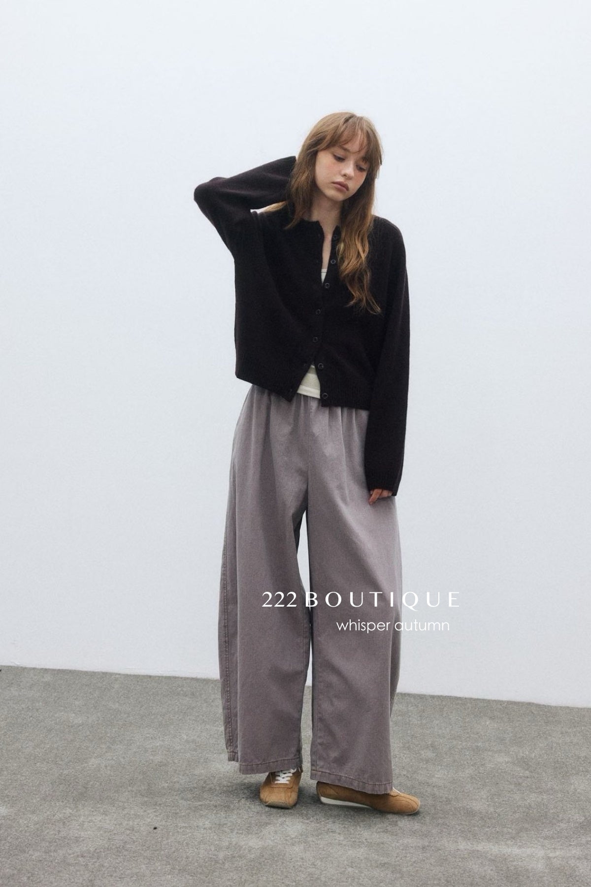 17q12 y elastic-waist pants