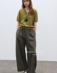 17q12 y elastic-waist pants