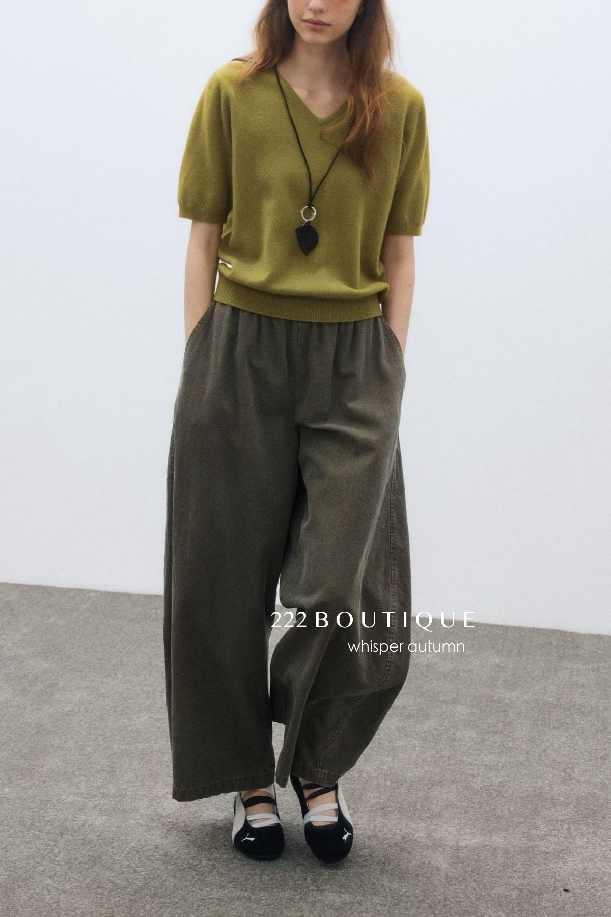 17q12 y elastic-waist pants