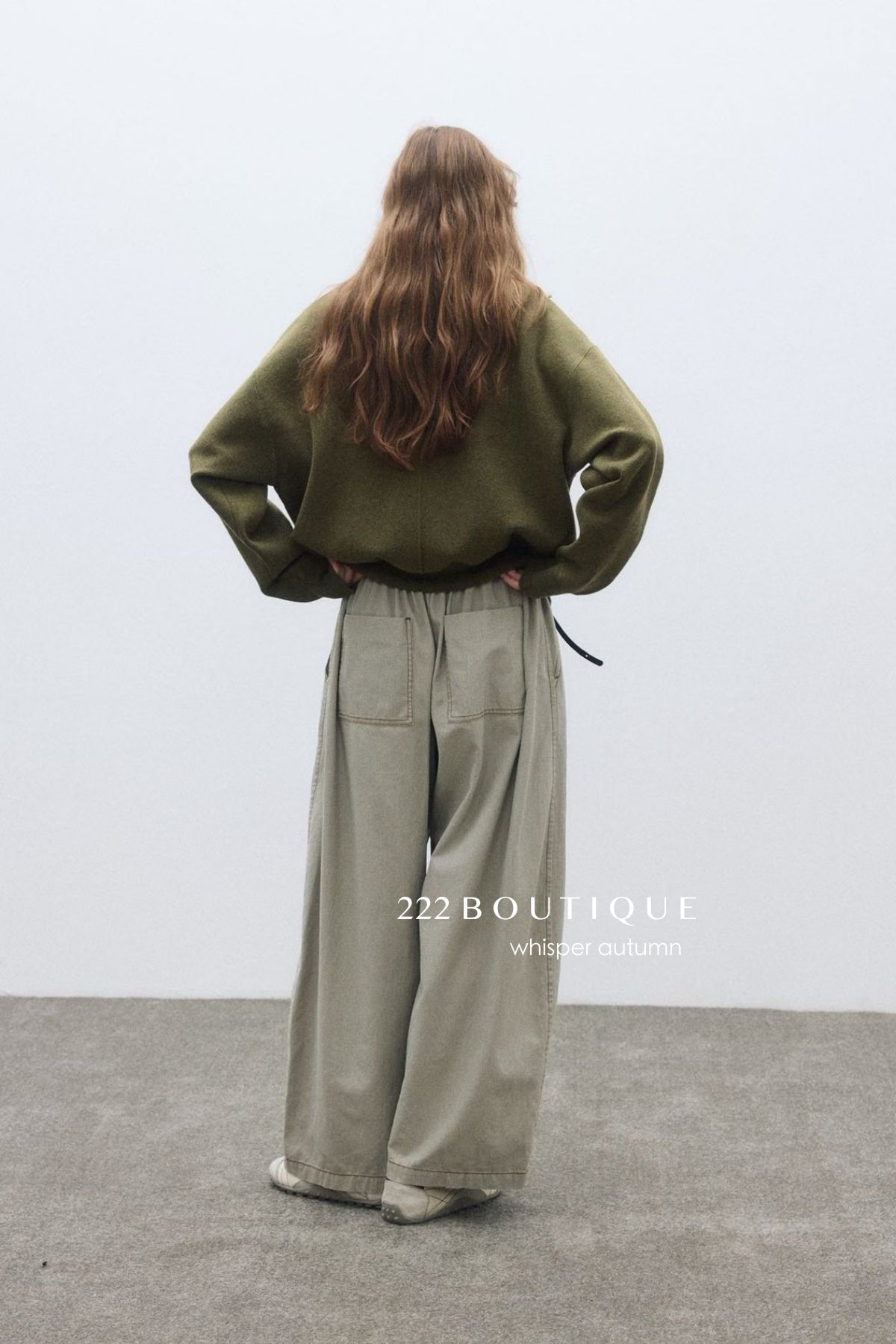 17q12 y elastic-waist pants