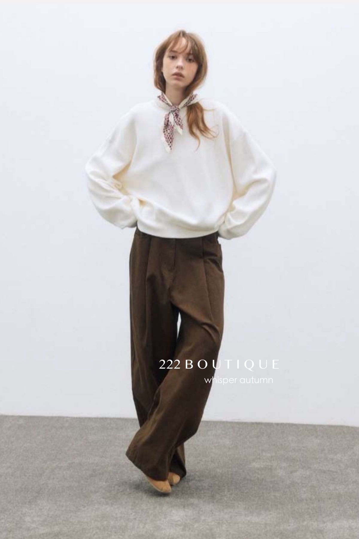 17a19 Round-neck cashmere sweater