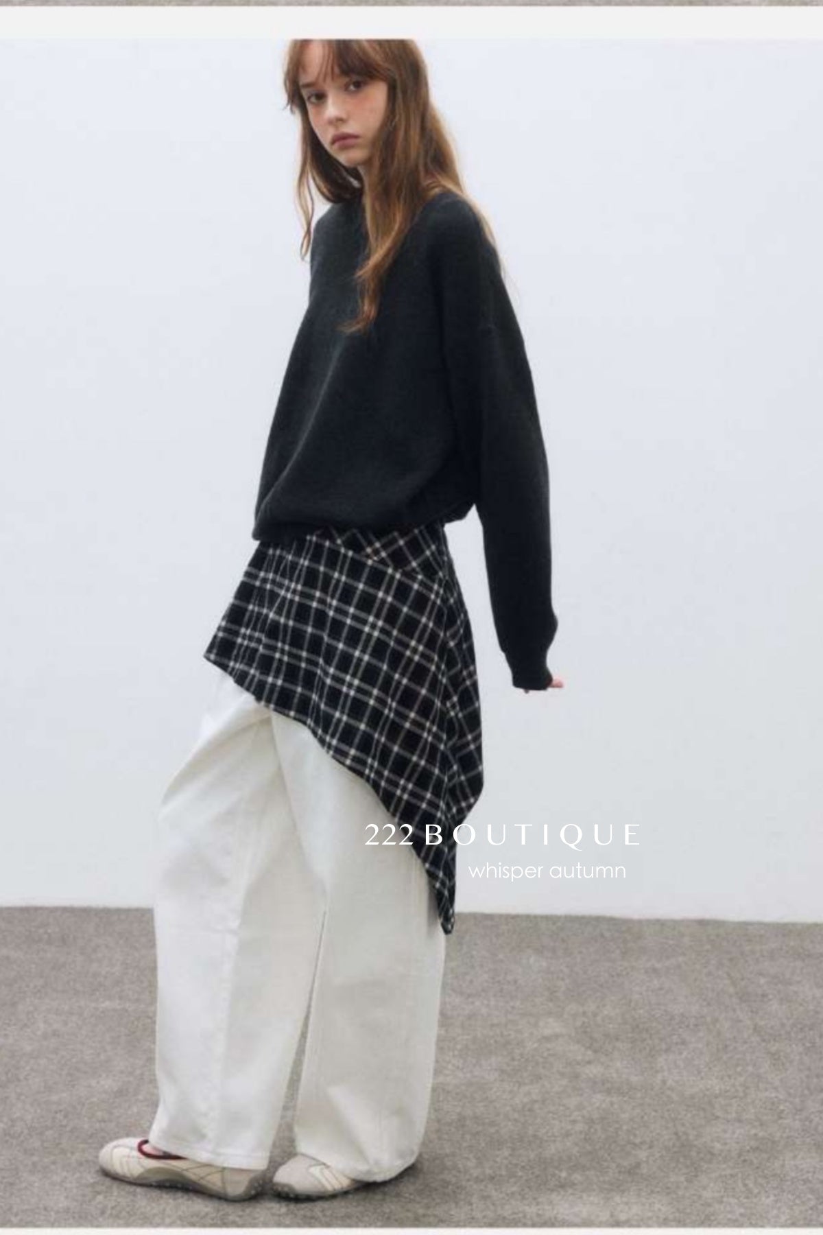 17a19 Round-neck cashmere sweater