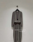 17q13 Cashmere knit trousers